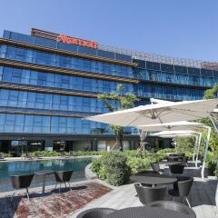 Апартаменты The Oct Harbour, Shenzhen - Marriott Executive Apartments бассейн фото 2