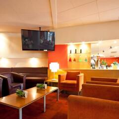 Aqua Hotel Montagut Suites гостиничный бар