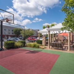 Отель Residence Inn Frederick спортивное сооружение