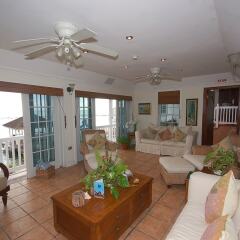 Отель San Cove, Blue Lagoon, Port Antonio 4BR комната для гостей фото 5