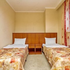Гостиница Азия в Краснодаре 6 отзывов об отеле, цены и фото номеров - забронировать гостиницу Азия онлайн Краснодар комната для гостей фото 2