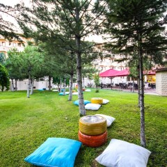 Hotel Yiltok Аванос приотельная территория