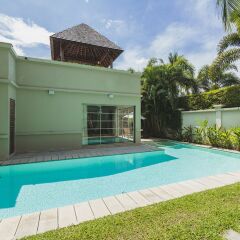 Отель Villa in Bangtao in Richmond - Villa 112 бассейн