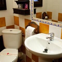 Отель Hostal Vidaller ванная