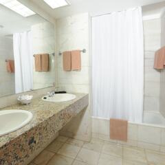 Отель Playabachata Resort - All Inclusive ванная фото 2