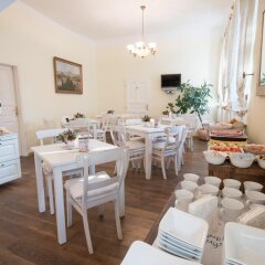 Отель Prague Loreta Residence Чехия, Прага - отзывы, цены и фото номеров - забронировать отель Prague Loreta Residence онлайн питание
