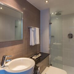 Отель Thistle Trafalgar Square Hotel Великобритания, Лондон - отзывы, цены и фото номеров - забронировать отель Thistle Trafalgar Square Hotel онлайн ванная