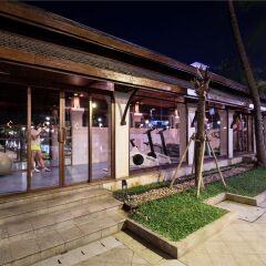 Chatrium Hotel Royal Lake Yangon развлечения