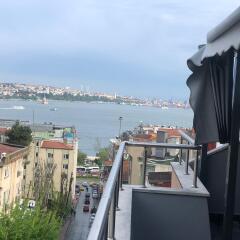 Cihangir Palace Турция, Стамбул - 1 отзыв об отеле, цены и фото номеров - забронировать отель Cihangir Palace онлайн балкон