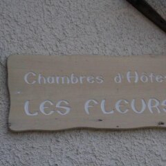 Отель Chambres D'hotes Les Fleurs Грессан ванная