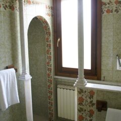 Отель Agriturismo Tenuta Quarto Santa Croce ванная фото 2