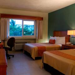 Отель Comfort Inn Puerto Vallarta комната для гостей фото 2