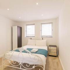 Отель Leicester Square Just Renovated 2BD Mezzanine Flat Великобритания, Лондон - отзывы, цены и фото номеров - забронировать отель Leicester Square Just Renovated 2BD Mezzanine Flat онлайн комната для гостей фото 2