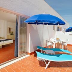 Отель The New California Hotel - Adults Only Португалия, Албуфейра - отзывы, цены и фото номеров - забронировать отель The New California Hotel - Adults Only онлайн балкон