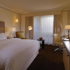 Отель The Westin Grand, Berlin комната для гостей фото 5