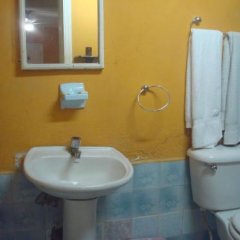 Ejecutivo in San Pedro Sula, Honduras from 75$, photos, reviews - zenhotels.com bathroom
