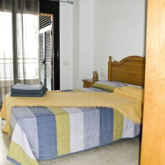 Отель Apartaments Eton Испания, Льорет-де-Мар - отзывы, цены и фото номеров - забронировать отель Apartaments Eton онлайн комната для гостей фото 4