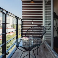 Отель Luxurious Designer 2BR Apt. in Polanco Мехико балкон