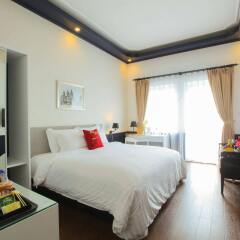 Отель Maison D'Hanoi Boutique Ханой комната для гостей фото 5