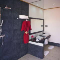 Отель Vilamendhoo Island Resort & Spa фитнесс-зал