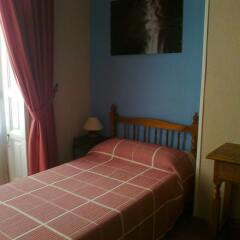 Отель Hostal Hispalense сейф в номере
