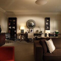 Rocco Forte Browns Hotel развлечения