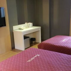 K City Hotel удобства в номере