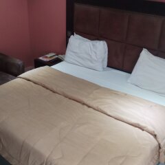 Отель Hard Break Hotel and Suite Нигерия, Энугу - отзывы, цены и фото номеров - забронировать отель Hard Break Hotel and Suite онлайн комната для гостей фото 4