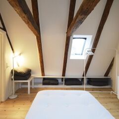 Апартаменты A Duplex Apartment in the Center of Copenhagen Копенгаген комната для гостей фото 3