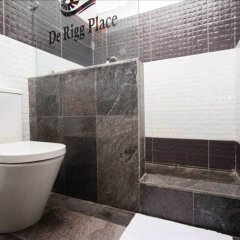 De Rigg Place in Ikeja, Nigeria from 41$, photos, reviews - zenhotels.com bathroom