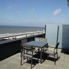 Poort Beach Hotel Apartments Bloemendaal балкон