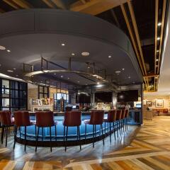 Travelodge Hotel Toronto Airport гостиничный бар