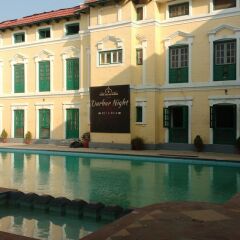 Отель Yellow Durbar Apartment and Lounge Непал, Лалитпур - отзывы, цены и фото номеров - забронировать отель Yellow Durbar Apartment and Lounge онлайн бассейн фото 2