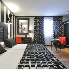 Salles Hotel Aeroport de Girona комната для гостей фото 5