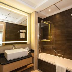 Flora Inn Hotel Dubai Airport ванная
