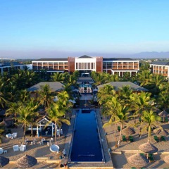Отель Sunrise Premium Resort Hoi An пляж