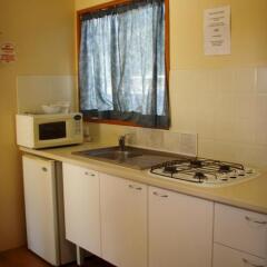 Отель Big4 Plantation Caravan Park в номере