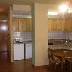 Отель Apartamentos Serrano Испания, Вьельа Э Михаран - отзывы, цены и фото номеров - забронировать отель Apartamentos Serrano онлайн в номере фото 2