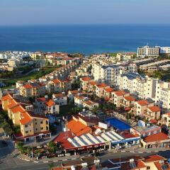 Отель Windmills Hotel Apartments Кипр, Протарас - отзывы, цены и фото номеров - забронировать отель Windmills Hotel Apartments онлайн пляж