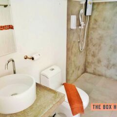 Отель The Box House Таиланд, Краби - отзывы, цены и фото номеров - забронировать отель The Box House онлайн ванная