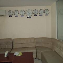 Chea Rithy Heng Hotel & KTV интерьер отеля