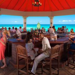 Отель Sandals Ochi Beach Resort All Inclusive Couples Only фитнесс-зал фото 2