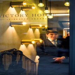 Victory House Hotel интерьер отеля