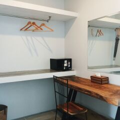 Отель In Touch Resort сейф в номере