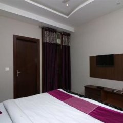 OYO 9385 Indirapuram in Ghaziabad, India from 43$, photos, reviews - zenhotels.com guestroom photo 3