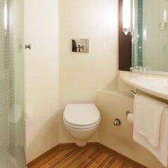 Ibis Kayseri Турция, Кайсери - 1 отзыв об отеле, цены и фото номеров - забронировать отель Ibis Kayseri онлайн ванная