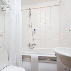 Rija Old Town hotel in Tallinn, Estonia from 81$, photos, reviews - zenhotels.com bathroom