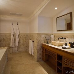 Cap Maison Resort & Spa in Cap Estate, St. Lucia from 690$, photos, reviews - zenhotels.com bathroom