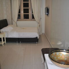 Jayleen Clarke Quay Hotel в номере