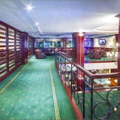 Hotel Riviera бассейн